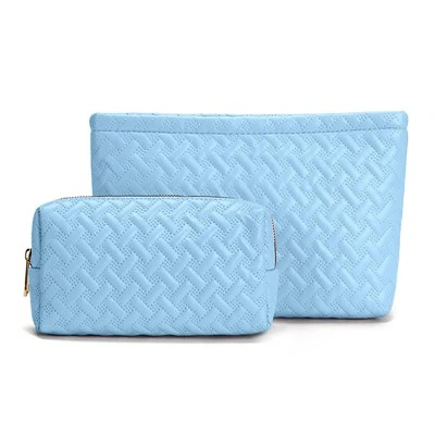 هل يمكنني إيجاد حقائب مستحضرات تجميل جلدية مزودة بحزام للكتف؟