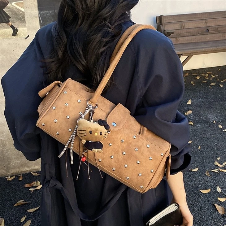 Suede Rivet Shoulder Bag For Women suppliers
